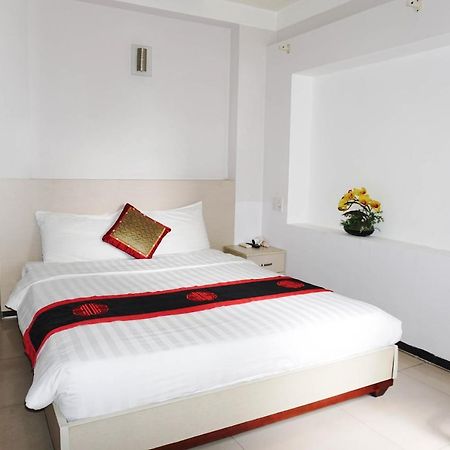 Le Duong Hotel Nha Trang Exteriör bild