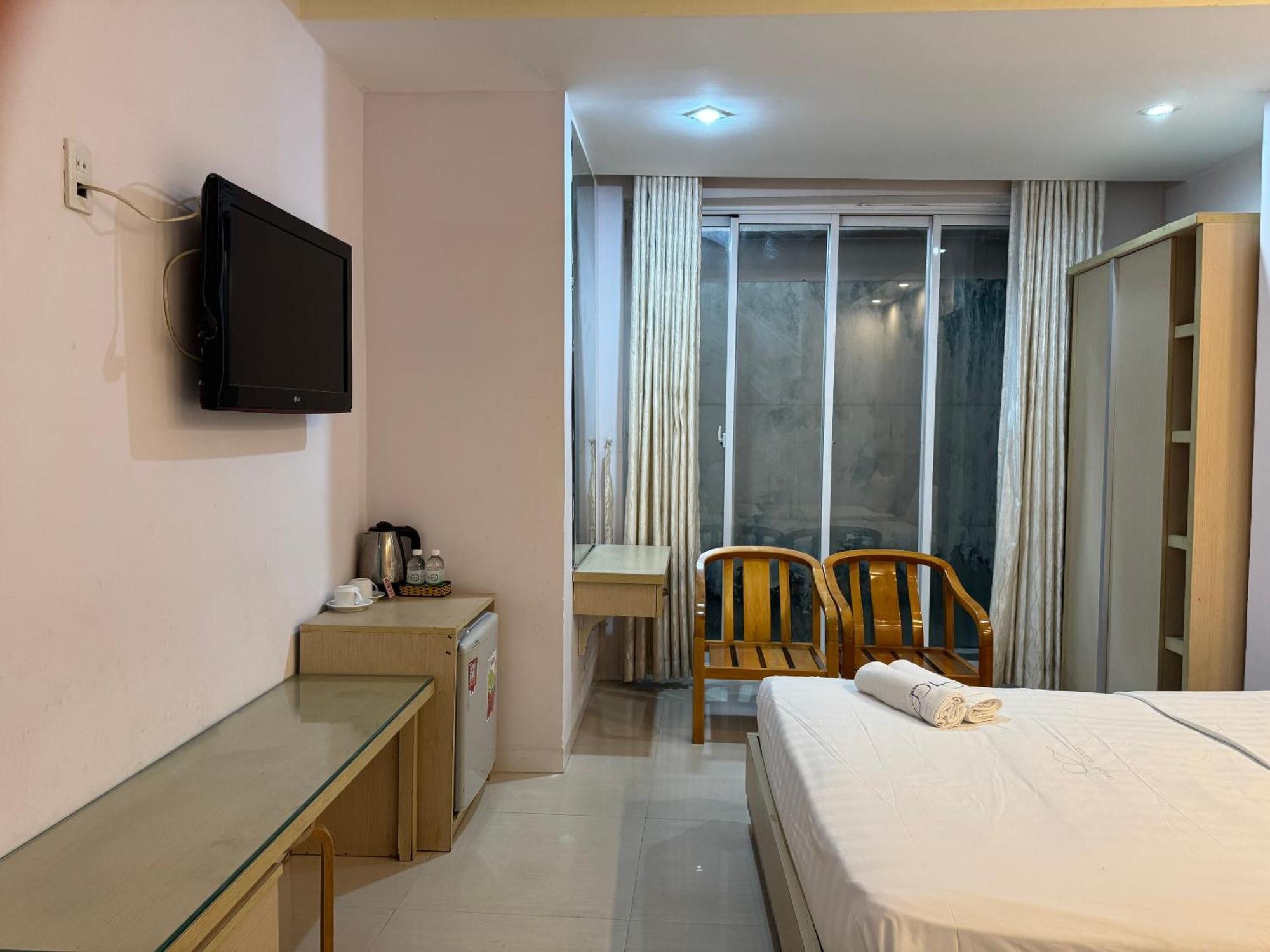 Le Duong Hotel Nha Trang Exteriör bild
